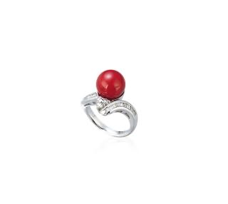 红珊瑚钻石戒指