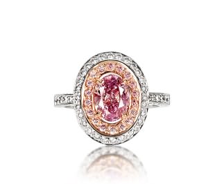 浓彩粉紫色钻石戒指